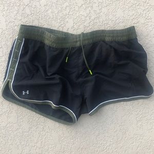 Under Armour athletic short